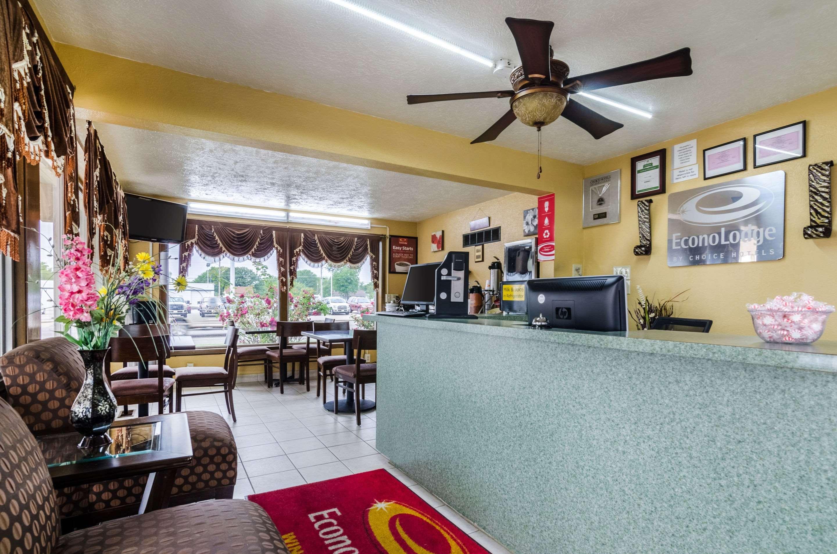 Econo Lodge Winfield Экстерьер фото