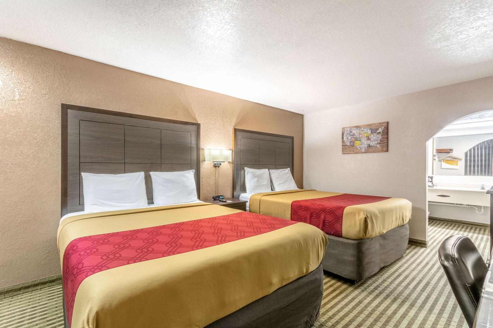 Econo Lodge Winfield Экстерьер фото