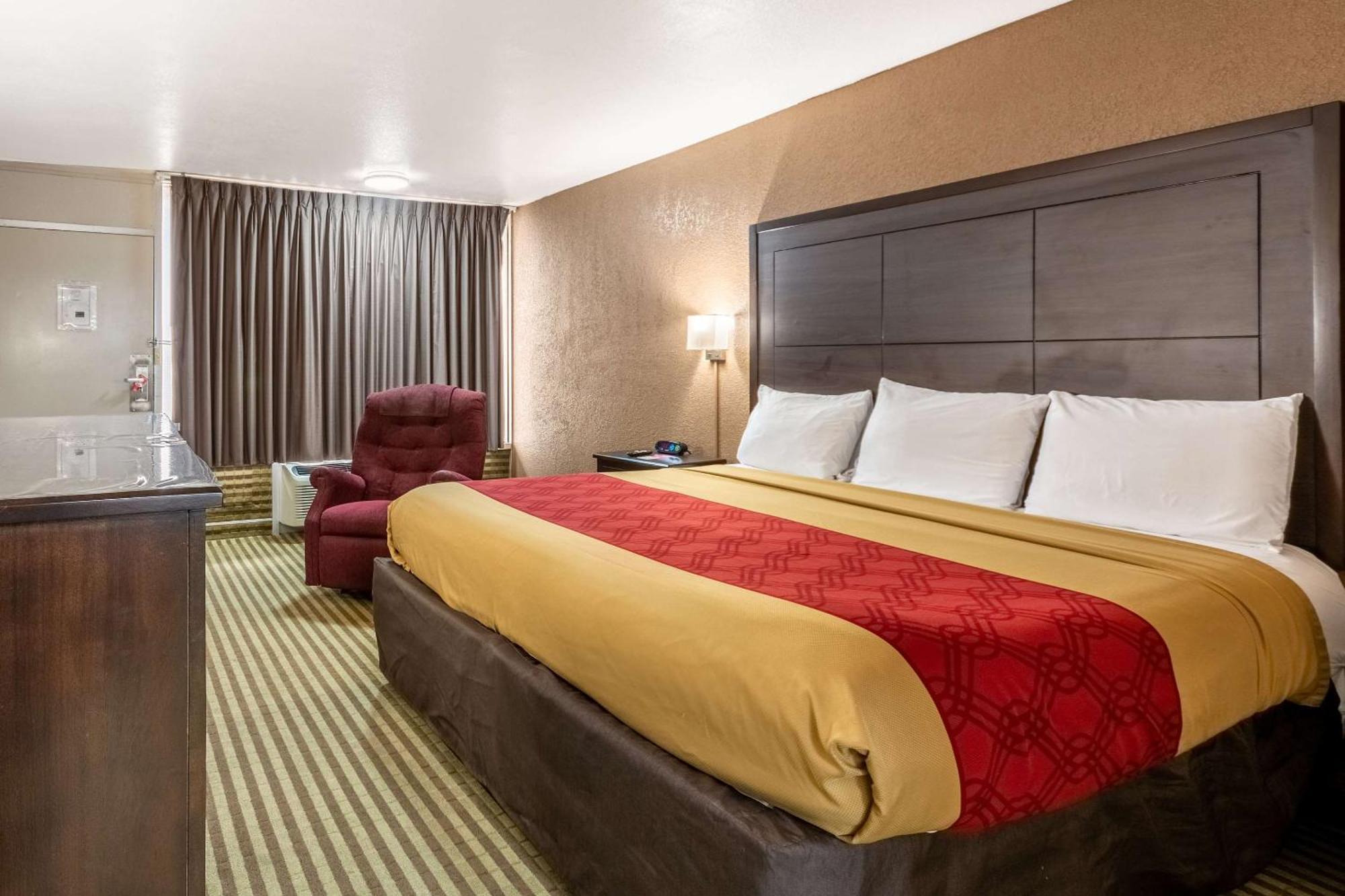 Econo Lodge Winfield Экстерьер фото